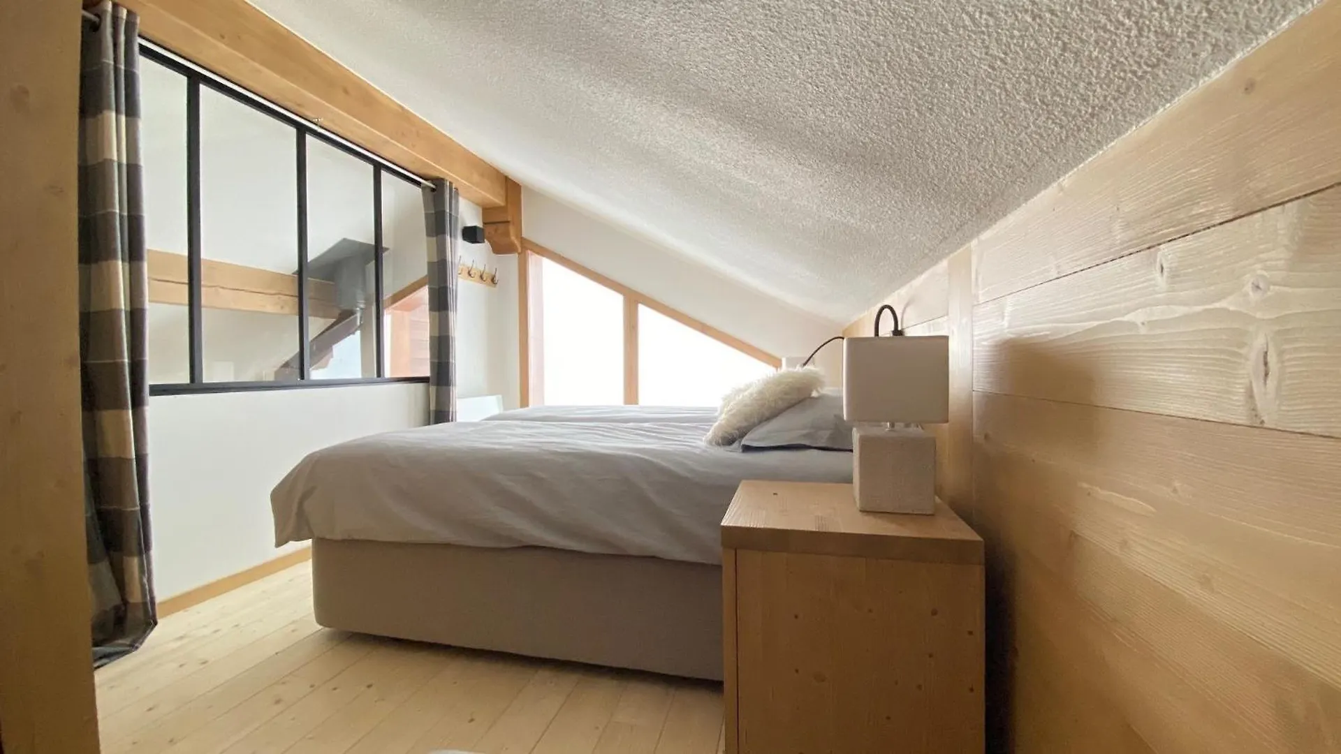 La Bergerie 10-12 Personnes Au Pied Des Pistes A Montalbert La Plagne Apartment