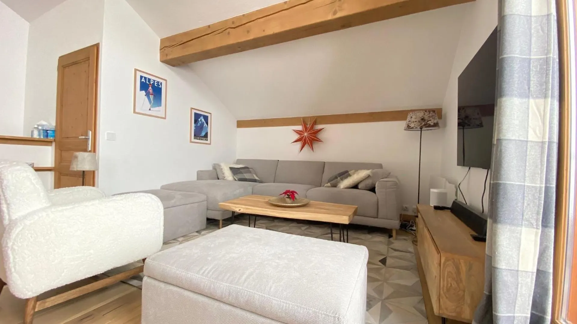 La Bergerie 10-12 Personnes Au Pied Des Pistes A Montalbert La Plagne 0*,